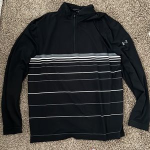 Black Under Armour quarter zip pull over